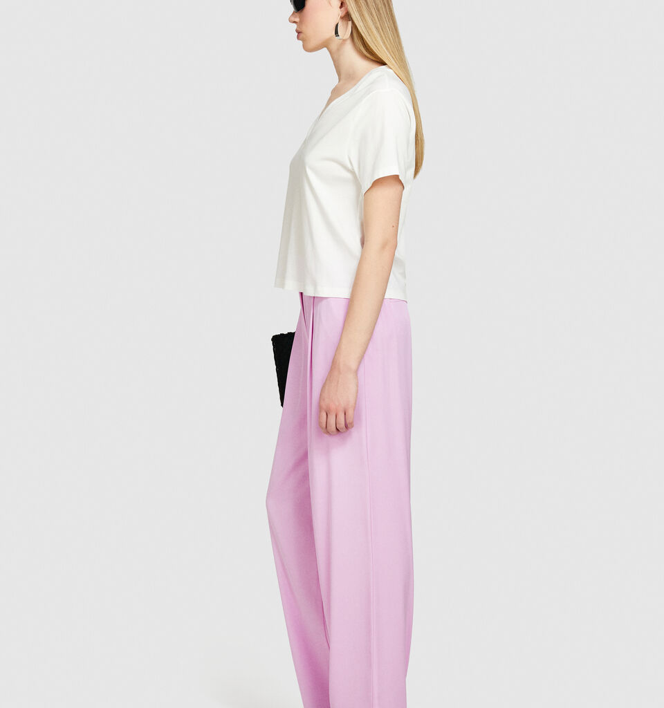 T-shirt with V-neck in 100% organic cotton - women's short sleeve t-shirts - White | Sisley image number 2